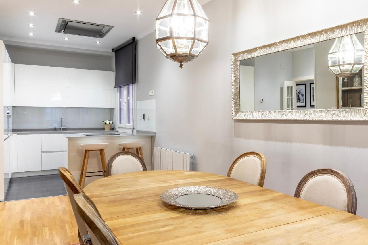 Amplio Y Elegante En Casco Viejo Con Parking Apartment Bilbao Luaran gambar