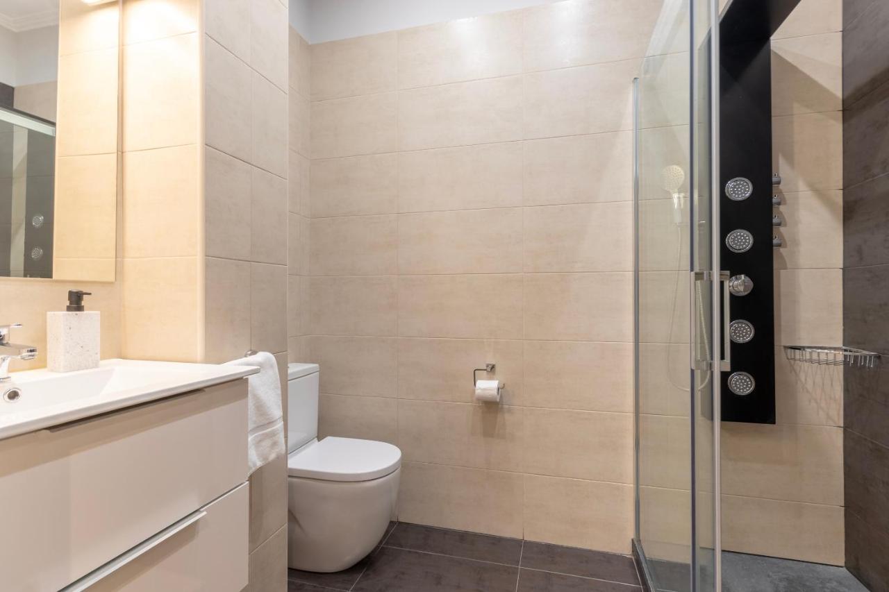 Amplio Y Elegante En Casco Viejo Con Parking Apartment Bilbao Luaran gambar