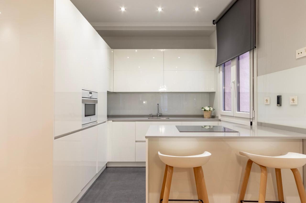 Amplio Y Elegante En Casco Viejo Con Parking Apartment Bilbao Luaran gambar